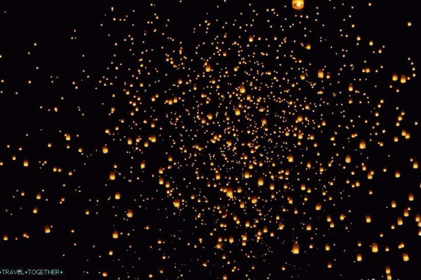 Loy Kratong a Yipeng Festival (1)