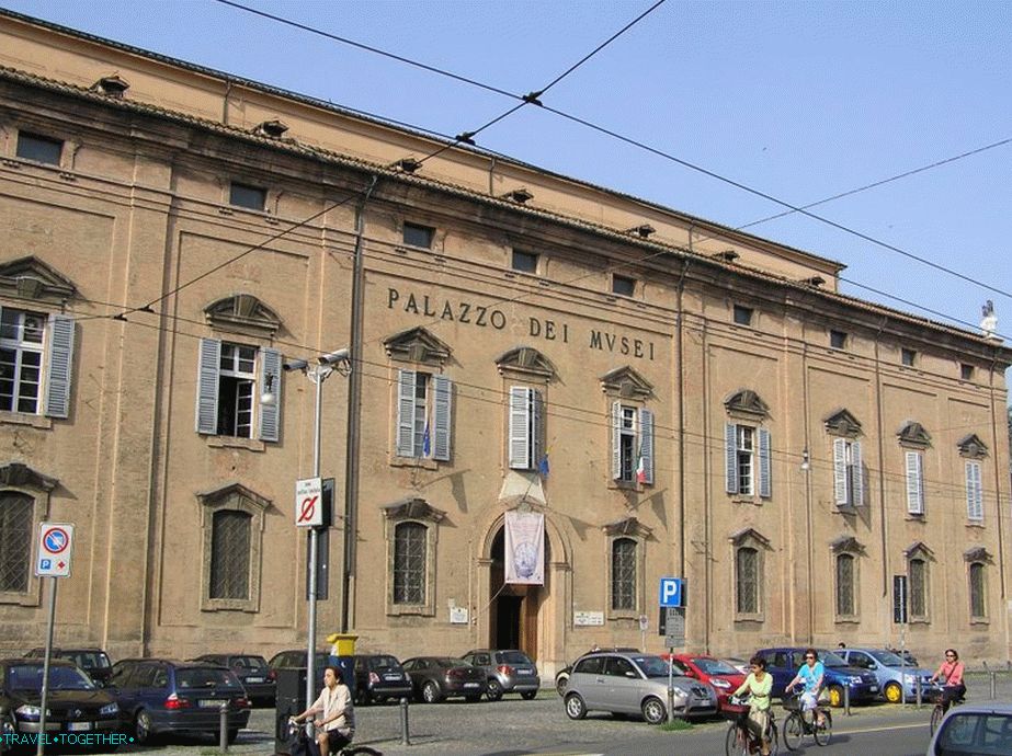 Palác múzeí