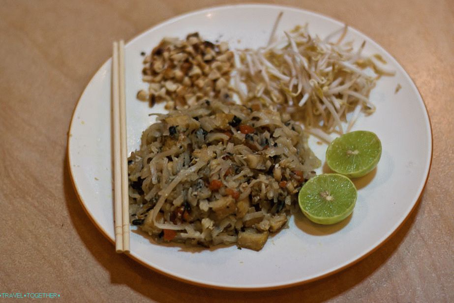 Prvé varené jedlo - Pad Thai