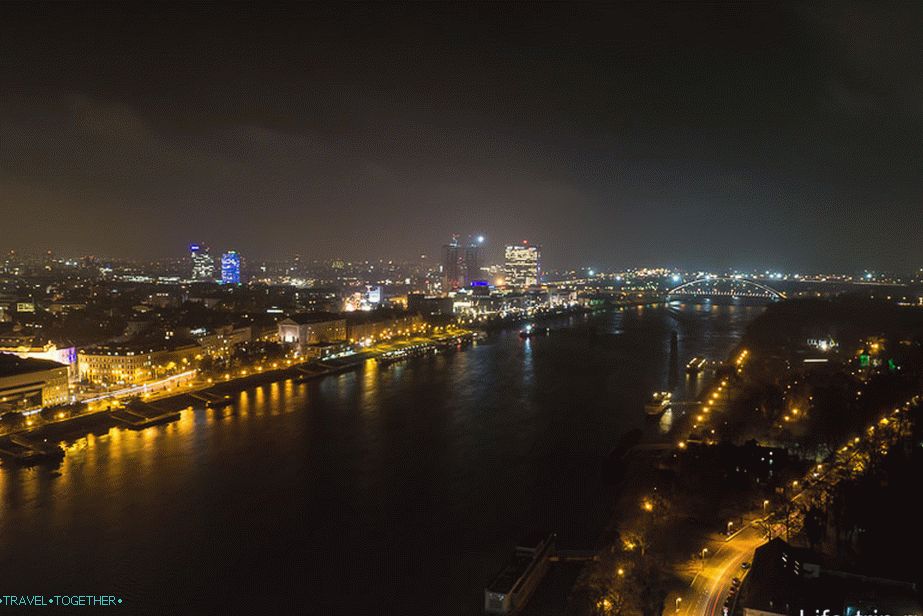 Nočná Bratislava a Dunaj
