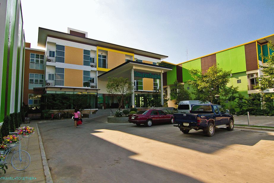 Lacný hotel v Kampeng Pet - Green Park Hotel