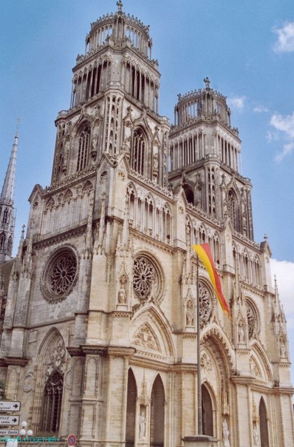Katedrála sv. Croixa