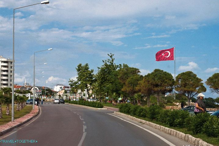 Iba mesto Antalya.