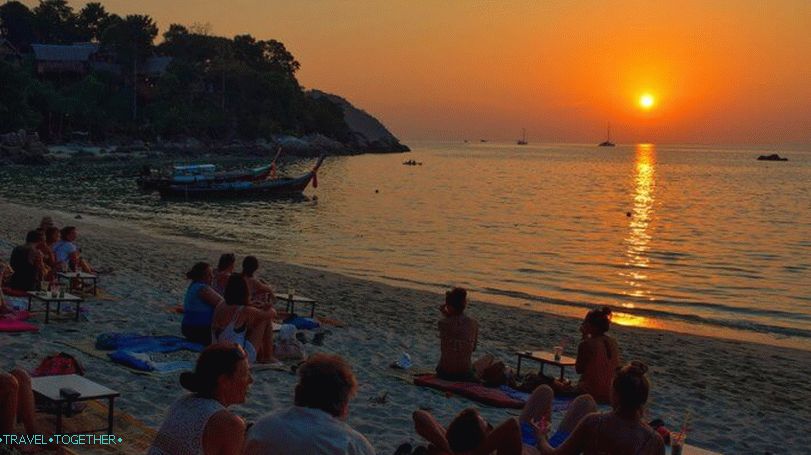 Západ slnka na pláži Západ slnka na Koh Lipe