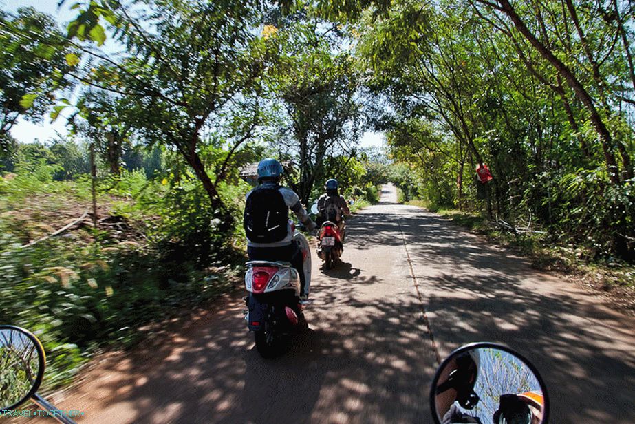 Navijakové kilometre okolo Paya