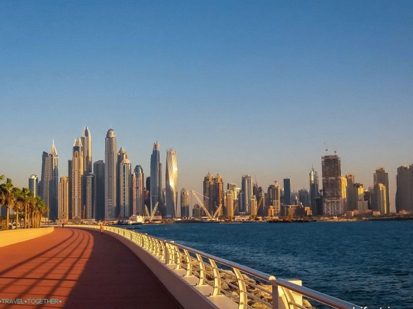 Správa o prehliadke v Spojených arabských emirátoch - keďže som lacný a cool chodil do Emirátov