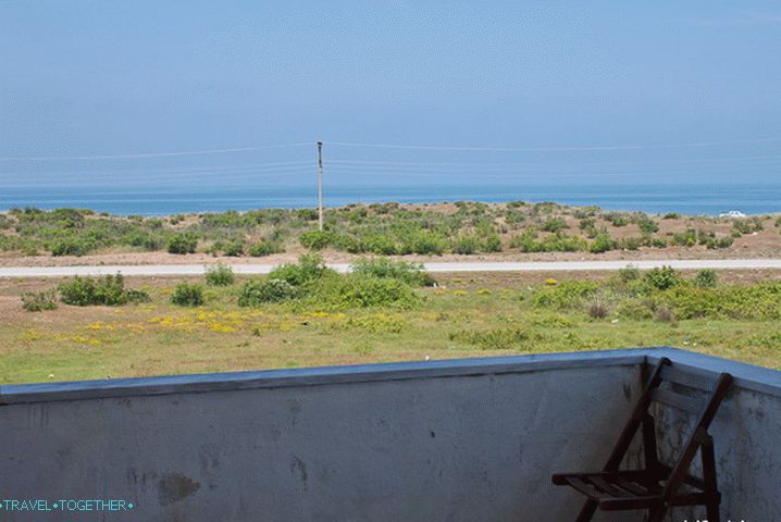 Pohľad z balkóna Čierneho mora.