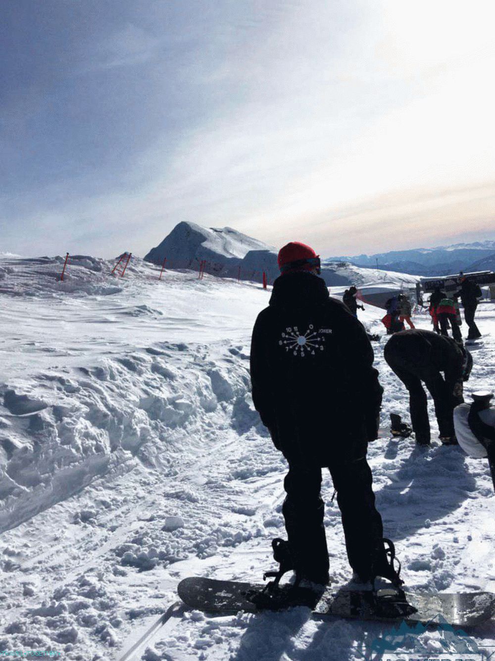 Snowboard na ružovej farme