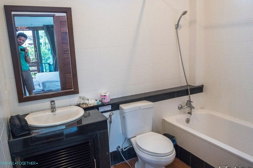 Veľký hotel v blízkosti Thong Sala - Mangrove Villa Bungalow