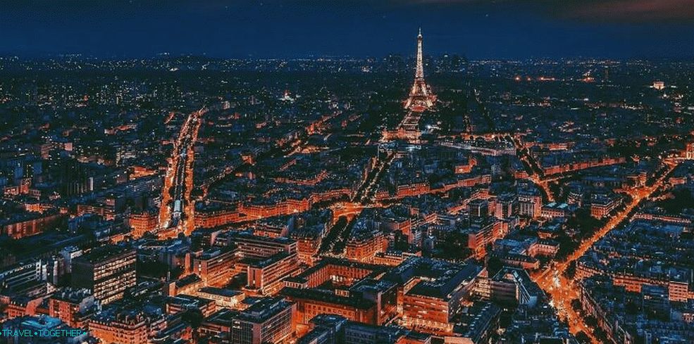 Panoráma noci v Paríži