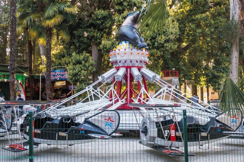 Park Riviera v Soči - fotografie, jazdy a mapa