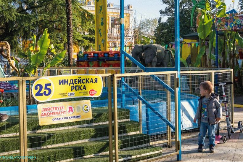Park Riviera v Soči - fotografie, jazdy a mapa