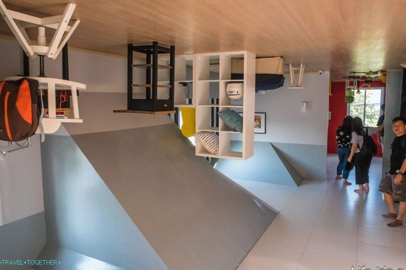 Inverted House in Pattaya - atrakcia pre deti a selfimanov