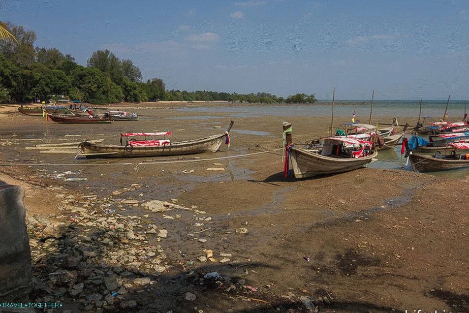 Pláž Ao Nam Mao Beach - nie na plávanie, ale na rozjímanie