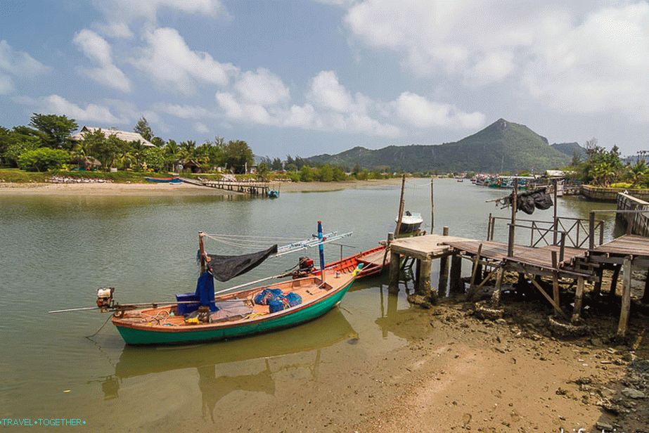 Bang-pu-beach-03