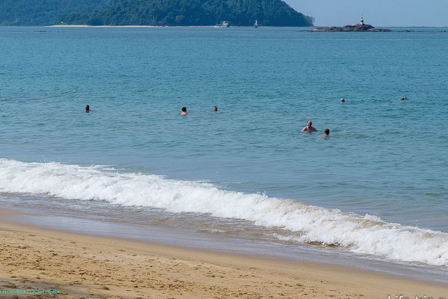 Khao-lak-beach-06
