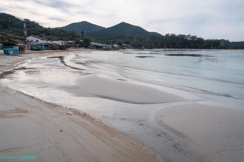 Pohľad na Chaloklum smerom na pláž Malibu