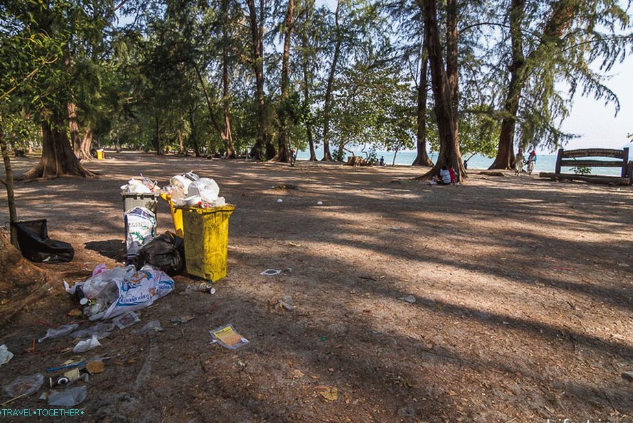 Pláž Nopparat Thara v Krabi - menej turistický sused Ao Nangu