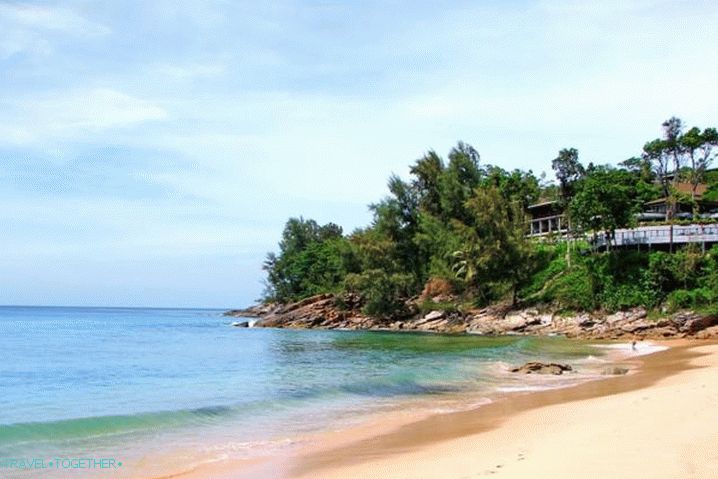Počasie v Phukete v októbri - Nai Thon Beach