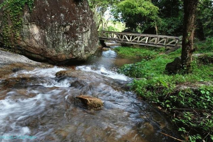 Počasie na Samui vo februári, Namtok Falls