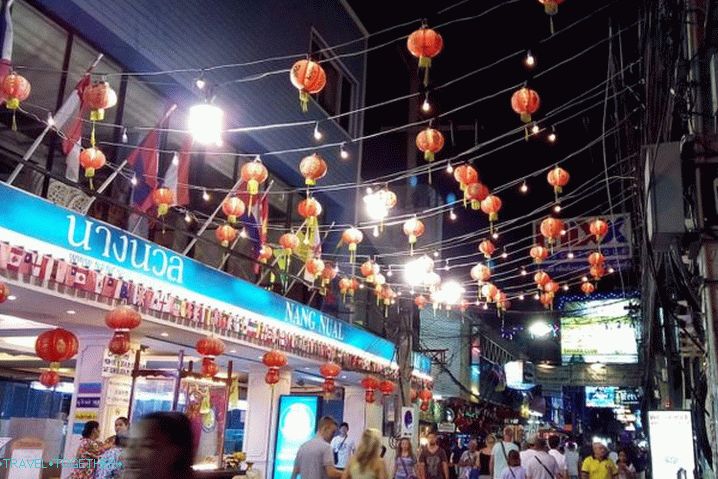 Počasie v Pattaya v októbri - Walking Street