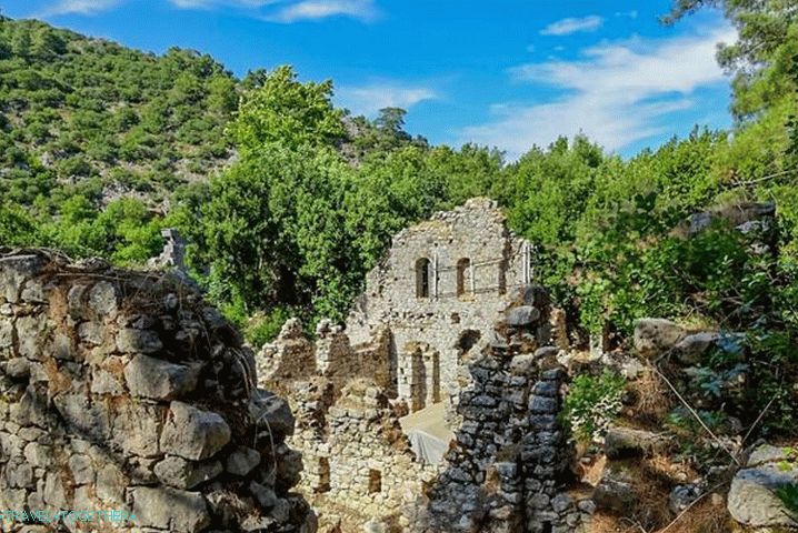 Kemer, staroveké mesto Olympos