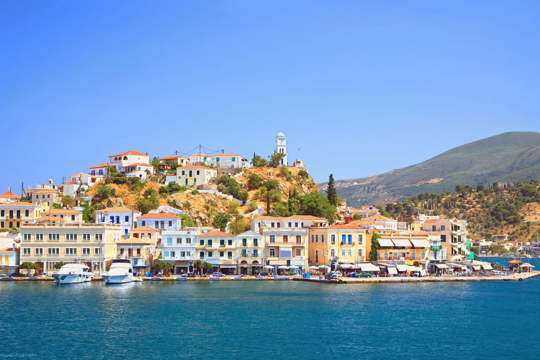 Poros. Pamiatky a pláže pokojného ostrova