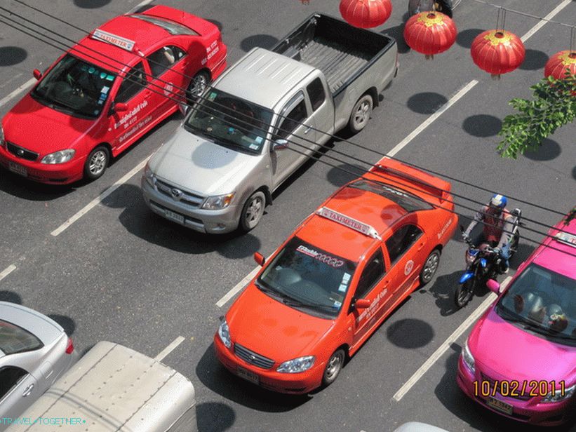 Farebné taxi