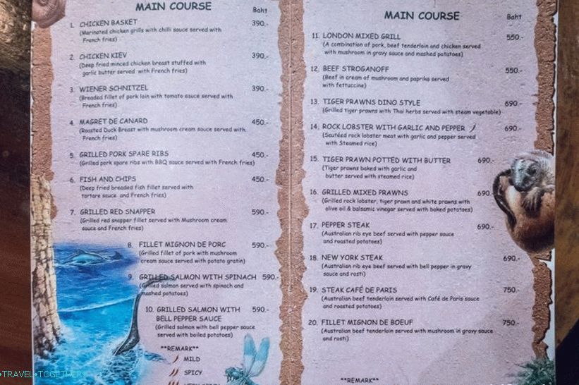 Dino Park Restaurant v Phukete - Jedlo a zábavný park