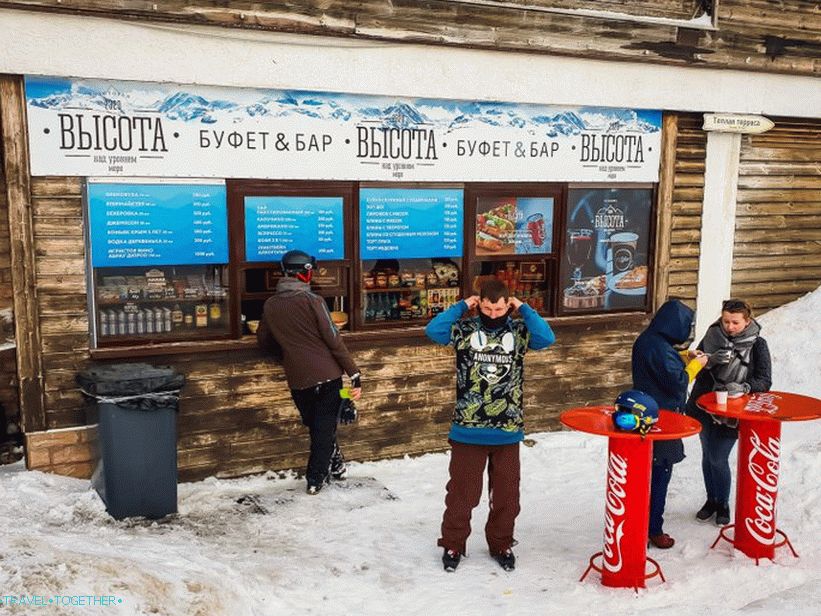 Výška reštaurácie na 2320 metrov - najlepší výhľad na Rosu Khutor