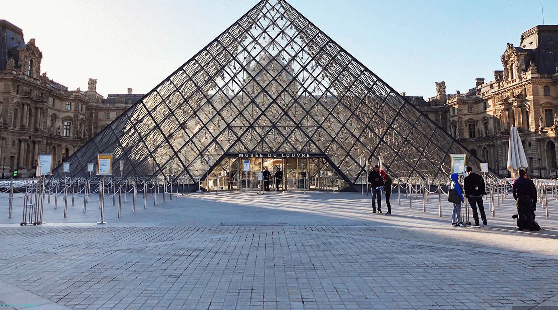 Louvre, Francúzsko