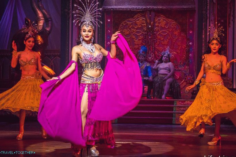 Show Alcazar in Pattaya - moja recenzia show transvestitov