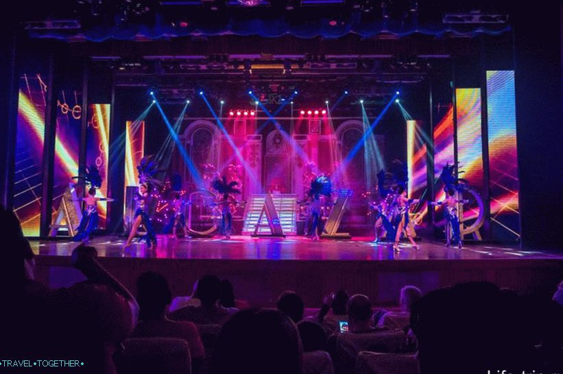 Show Alcazar in Pattaya - moja recenzia show transvestitov