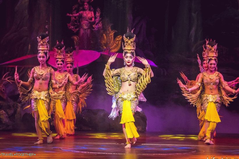 Show Alcazar in Pattaya - moja recenzia show transvestitov