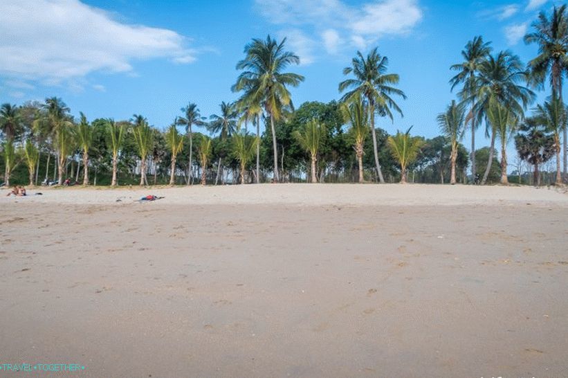 Lanta Secret Beach pri odlive
