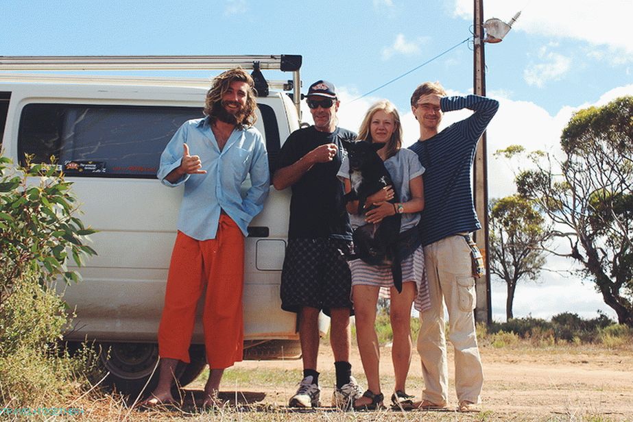 CouchSurfer Australian Zeph, jeho priateľ Rob