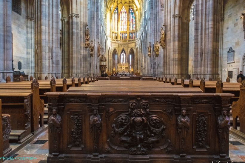 Katedrála sv. Víta v Prahe - ako sa tam dostať, otváracia doba a cena