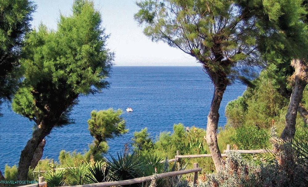 Relaxačná dovolenka na Kréte: letovisko Agia Pelagia