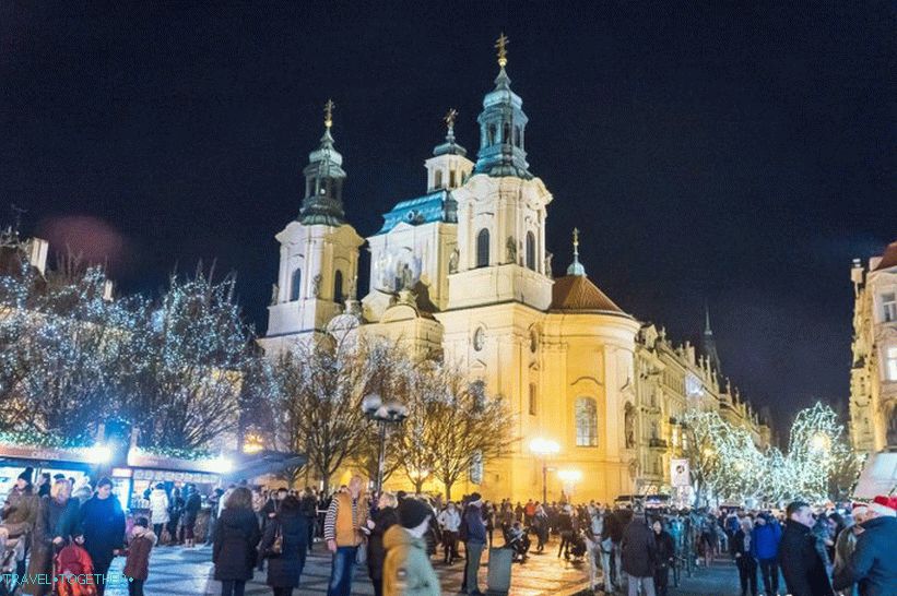 Staromestské námestie v Prahe - mesto v meste
