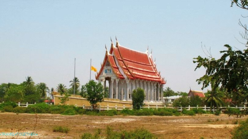 Chrám lode Wat Ta Nod Luang v Hua Hin