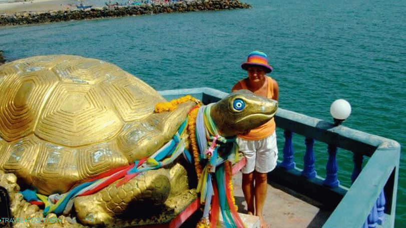 Chrám korytnačky Wat Khao Tao v Hua Hin
