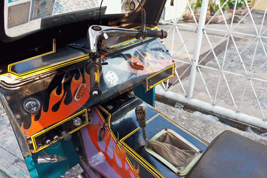 Dashboard tuk-tuk