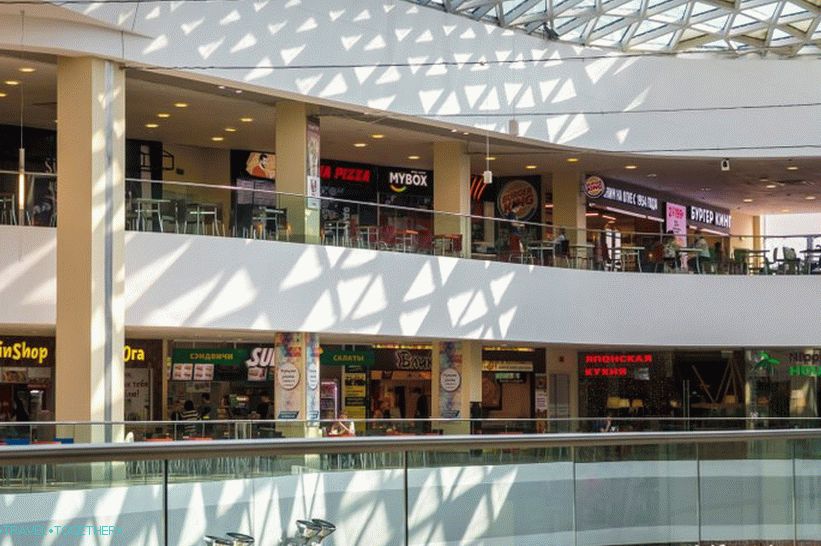 Mall Moremoll v Soči - kam ísť v zlom počasí