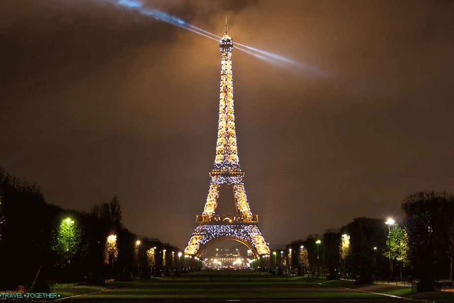 Eiffelova veža - Paríž