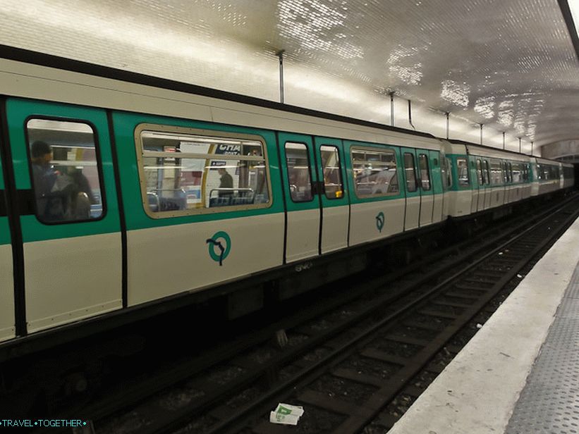 Parížske metro - vagóny s gumenými kolesami