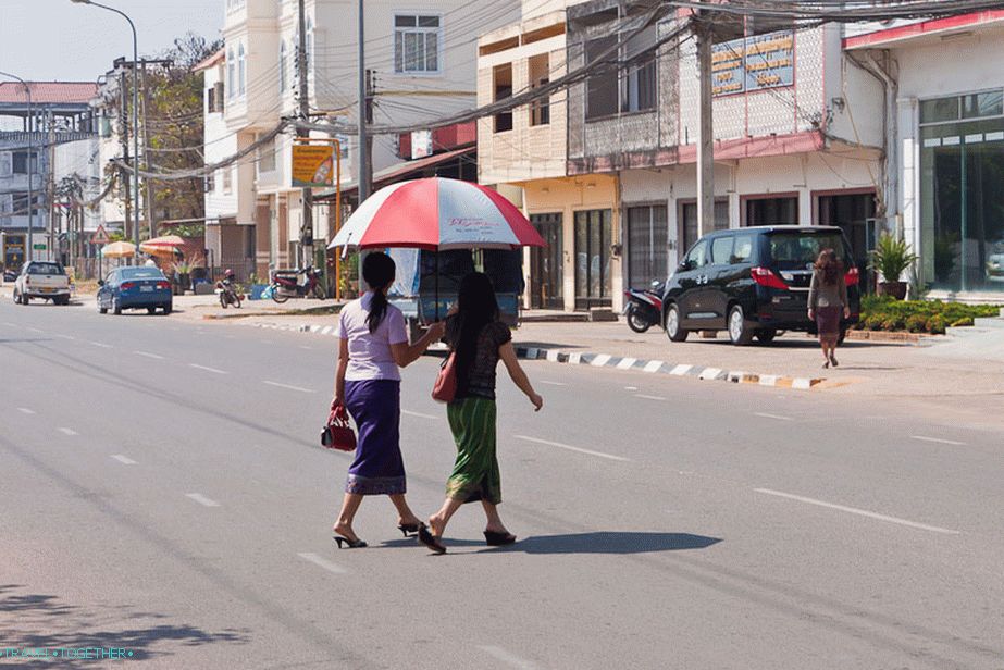 Ženy v Vientiane