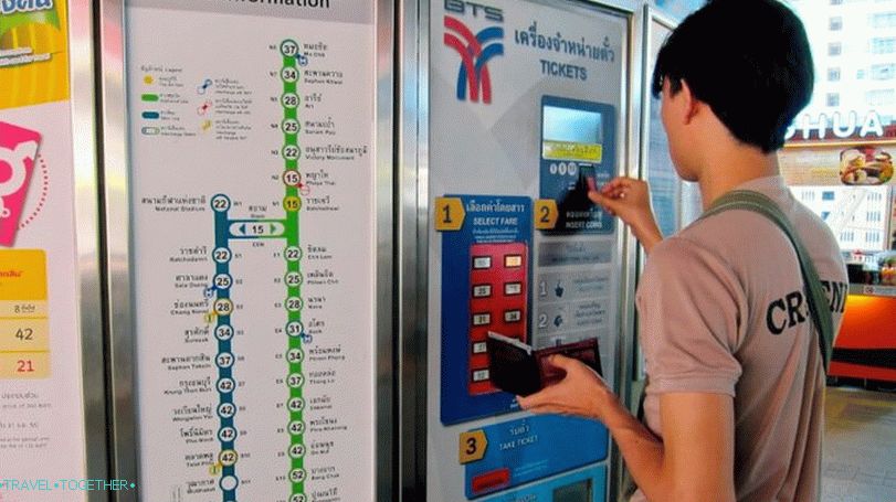Terminál platiť za Skytrain v Bangkoku