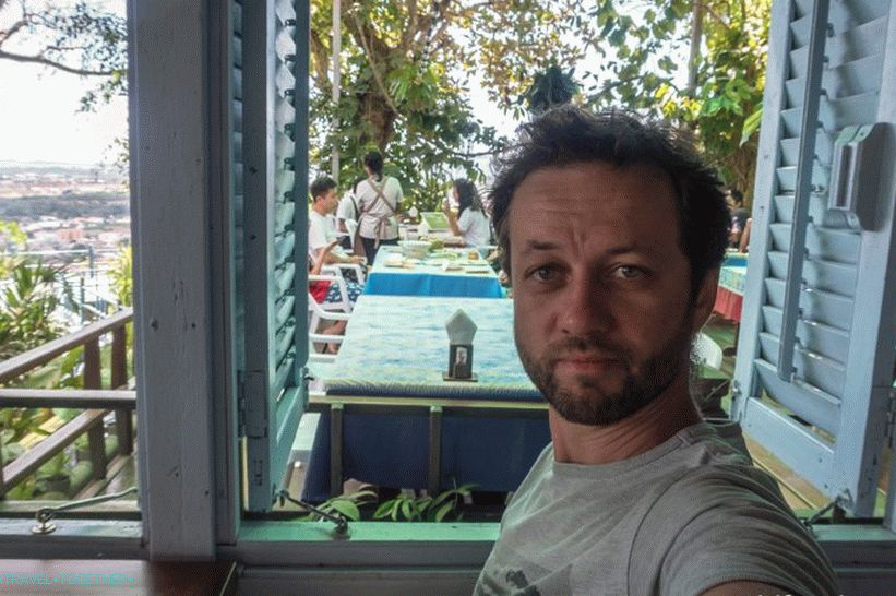 Vyhliadka Tunk Ka Cafe v Phukete - blízko vyhliadky na kopec Rang