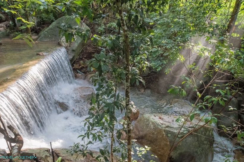 Vodopád Paradise na Phangane - najľahšie dostupný na ostrove