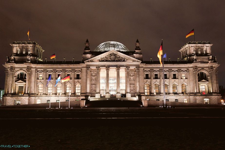 Reichstag (Reichstagsgeb? Ude - budova cisárskeho zhromaždenia)